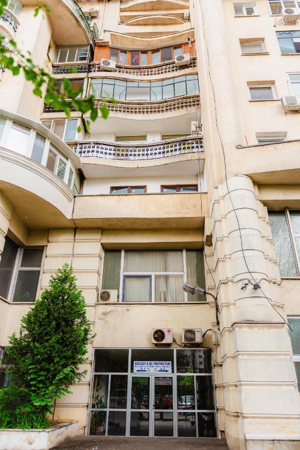 Comfy Apartment With Private Parking And Netflix Бухарест Экстерьер фото